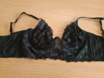 Zwarte BH met Kant Victoria Secret maat 80B  beschikbaar voor biedingen