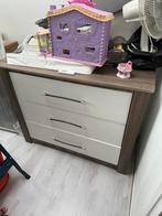 Mooie commode kast, Kinderen en Baby's, Kinderkamer | Commodes en Kasten, 90 tot 105 cm, 50 tot 70 cm, Opstaande rand, Gebruikt