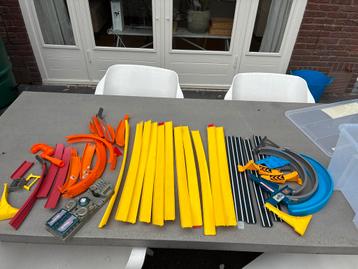 Hot wheels onderdelen. beschikbaar voor biedingen