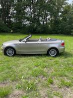 BMW 1-Cabrio (e88) 118i 143pk Aut. 2010 Grijs, Auto's, Achterwielaandrijving, Cabriolet, 4 stoelen, 14 km/l