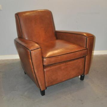 Schapenleren fauteuil Breda beschikbaar voor biedingen
