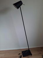 It's about Romi Cardiff lamp zwart (140 cm hoog), Huis en Inrichting, Ophalen, Gebruikt, Metaal, 100 tot 150 cm