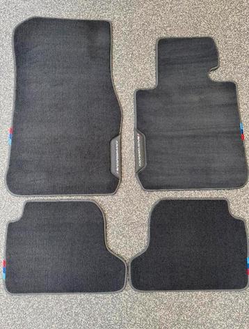 BMW M2 (F87) M Performance Vloermatten beschikbaar voor biedingen
