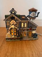 Lemax – Peterson Ice House / Cold Storage (model 55209), Diversen, Kerst, Ophalen of Verzenden, Zo goed als nieuw