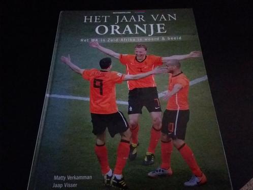 Matty Verkamman - Het jaar van Oranje, Boeken, Sportboeken, Zo goed als nieuw, Lopen en Fietsen, Ophalen of Verzenden