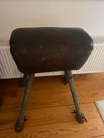 Oude Turnbok - Vintage Gymnastiekpaard, Huis en Inrichting, Ophalen, Gebruikt, Bruin, Leer