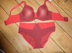 Prachtige nieuwe set Dacapo Echo bh slip 80a 40, Dacapo, Ophalen of Verzenden, Rood, Setje