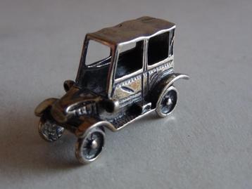 Miniatuur zilver Ej107 oude auto zilveren miniaturen beschikbaar voor biedingen