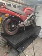 Honda ntv 650, Ophalen