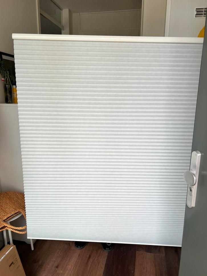 TRIPPEVALS Ikea blockout/insulation blind, Huis en Inrichting, Stoffering | Gordijnen en Lamellen, Zo goed als nieuw, 150 tot 200 cm