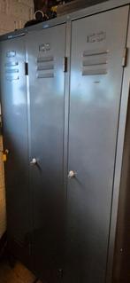 Prima locker met sloten en sleutels, Ophalen, Zo goed als nieuw, Industrieel