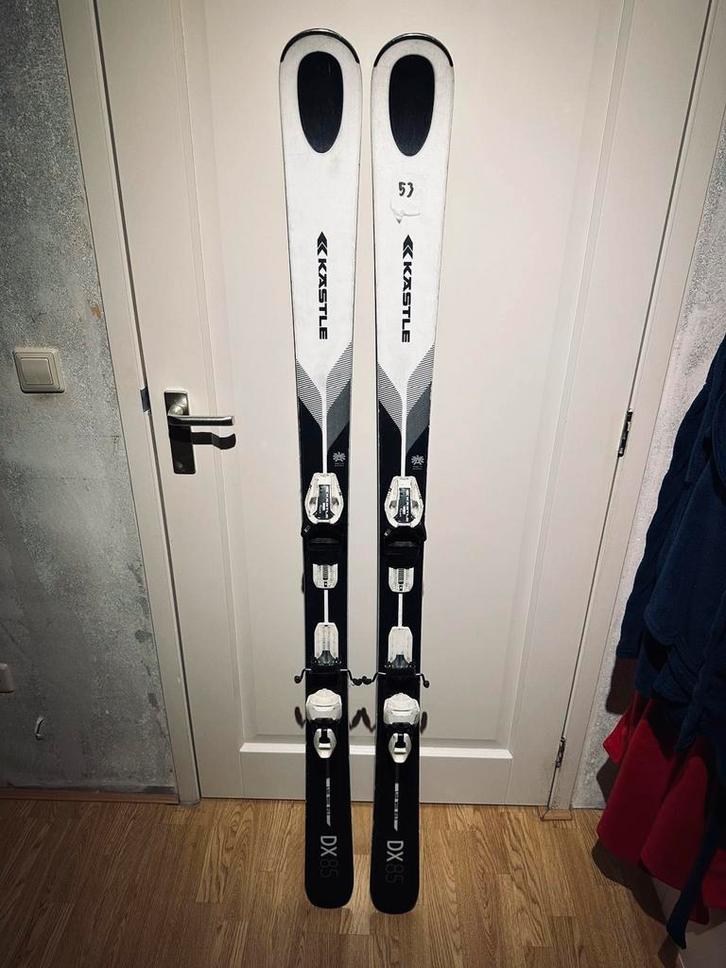 152cn kastle, Sport en Fitness, Skiën en Langlaufen, Zo goed als nieuw, Ski's, Overige merken, 160 tot 180 cm, Ophalen of Verzenden