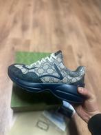 GUCCI- DIOR- HERMES, Ophalen of Verzenden, Zo goed als nieuw, Zwart