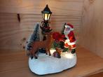 Kerstdorp kerstman rendier, Ophalen of Verzenden, Zo goed als nieuw