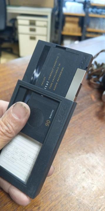 Philips DCC 90 Digital Compact Cassette beschikbaar voor biedingen