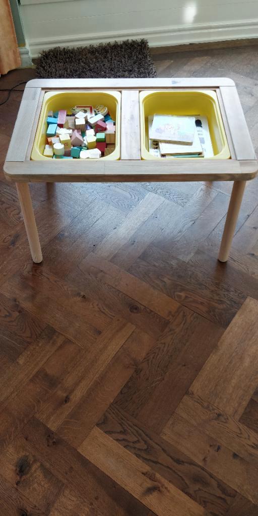 Kindertafel, Kinderen en Baby's, Speelgoed | Speeltafels, Gebruikt, Ophalen