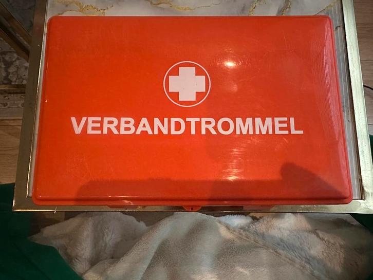 EHBO Koffer Oranje –Verbandtrommel, Diversen, Verpleegmiddelen, Zo goed als nieuw, Ophalen of Verzenden