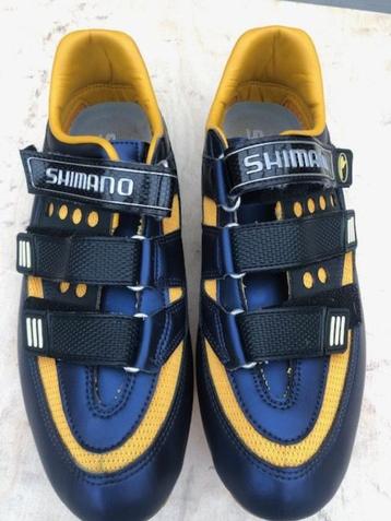 Shimano Race fietsschoenen. Maat 46 maar vallen als maat 45. beschikbaar voor biedingen