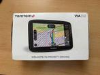 TomTom VIA|52 Navigatiesysteem (met EU kaarten v10-2025), Ophalen of Verzenden, Zo goed als nieuw