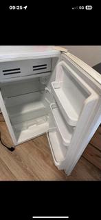 Kleine WLA Koelkast - Ideaal voor studenten!, Ophalen, Gebruikt