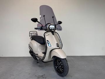 Vespa Sprint, BWJ 2019, Desert Storm, Custom beschikbaar voor biedingen