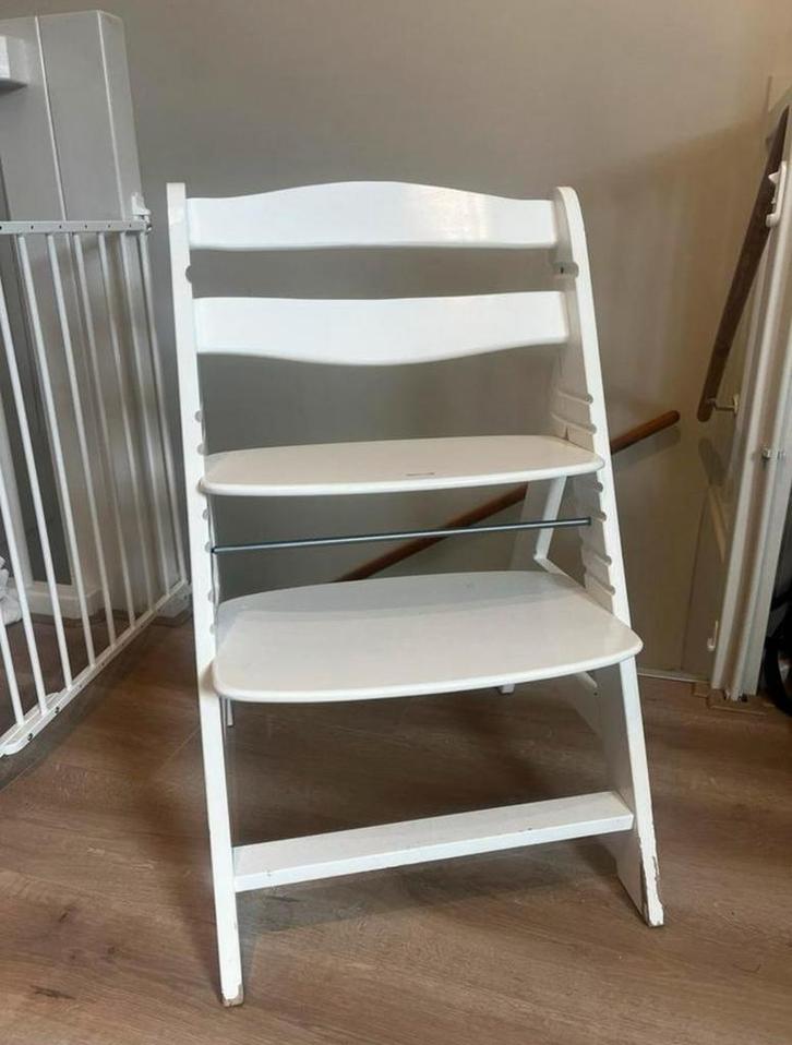 Witte houten kinderstoel, Kinderen en Baby's, Kinderstoelen, Zo goed als nieuw, Overige typen, Ophalen