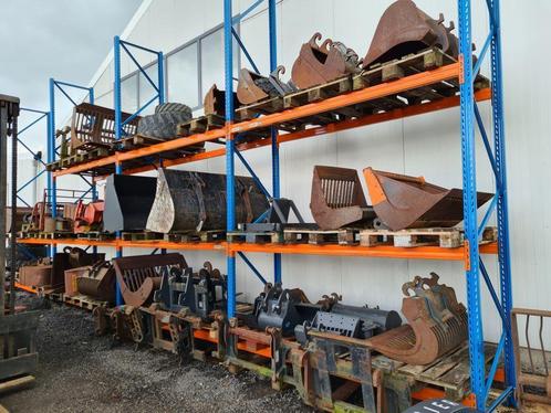 Giant Pallethaken graafbakken hefmasten grondbakken banden,h, Zakelijke goederen, Machines en Bouw | Onderdelen