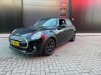 Mini 1.5  Cooper Business 5-deurs NAP Nieuwe APK 2015 Zwart, Auto's, Mini, Zwart, Origineel Nederlands, Bedrijf, Handgeschakeld