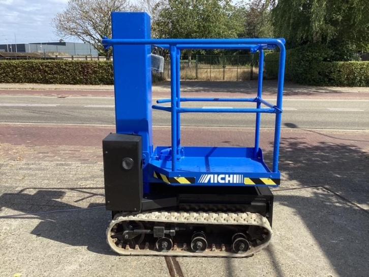 Gebruikte rups hoogwerker Aichi RM04B, Zakelijke goederen, Machines en Bouw | Liften, Steigers en Ladders, Ophalen