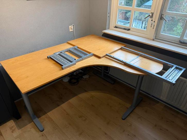 IKEA Galant Hoekbureau incl. extra verleng- tussenstuk., Huis en Inrichting, Bureaus, Gebruikt, Bureau, In hoogte verstelbaar
