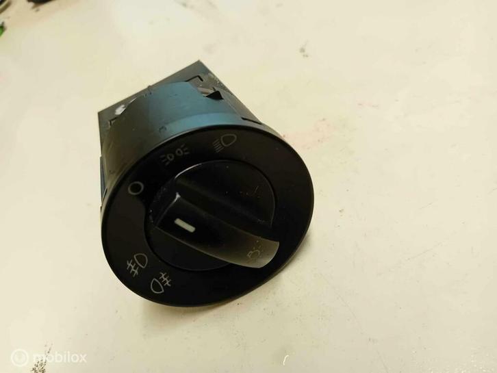 Lichtschakelaar Volkswagen Polo 6Q0941531C, Auto-onderdelen, Dashboard en Schakelaars, Gebruikt, Ophalen of Verzenden