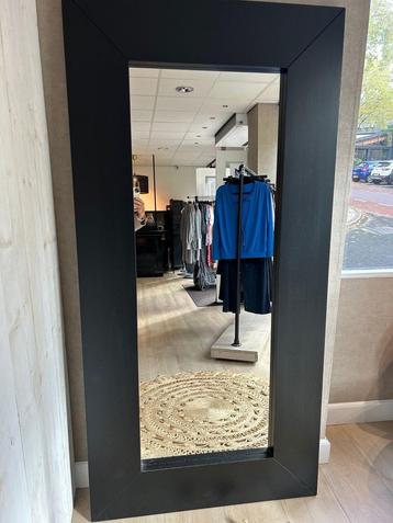 IKEA SPIEGEL  beschikbaar voor biedingen
