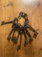Sleutels antiek ijzer, Ophalen