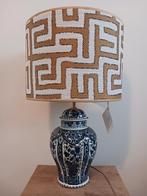 Delfts blauwe vaaslamp met handgemaakte doolhof lampenkap, Ophalen of Verzenden, Zo goed als nieuw, Minder dan 50 cm