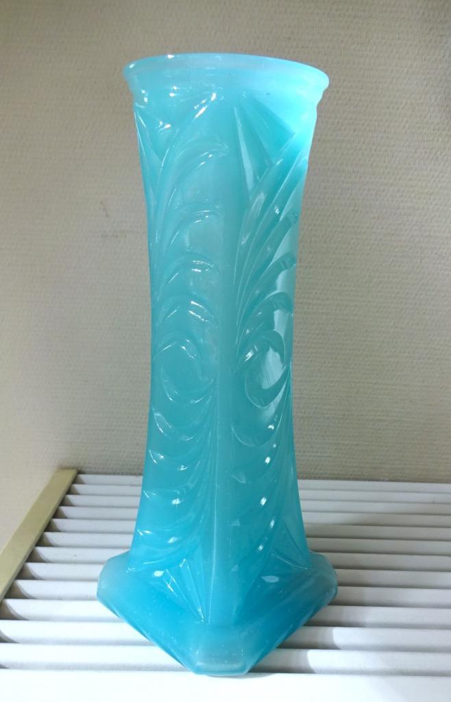 Art Deco turkoois / blauw opaline persglazen vaas: vierkant, Antiek en Kunst, Antiek | Glas en Kristal, Ophalen of Verzenden