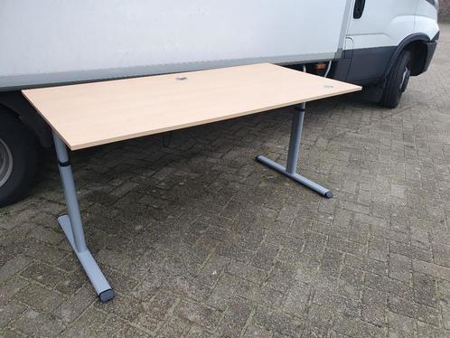 40x Vepa elektrisch bureau oa 120 / 140 en 160cm (callcenter, Huis en Inrichting, Bureaus, Zo goed als nieuw, Bureau, Elektrisch