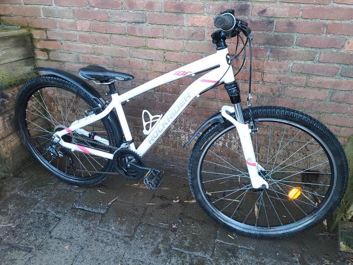 Gave Btwin Rockrider ST100 ATB 21speed/ instelbare vork etc, Fietsen en Brommers, Fietsen | Mountainbikes en ATB, Zo goed als nieuw