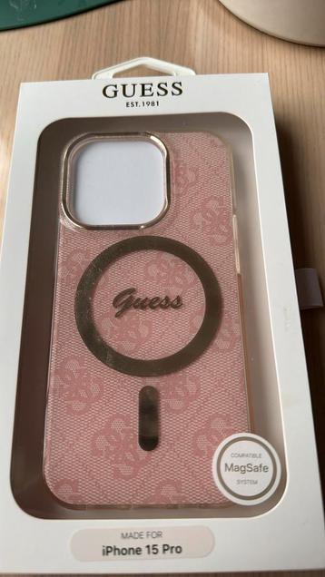 Guess hardcover iphone 15 beschikbaar voor biedingen