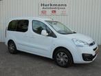 Citroen Berlingo 1.2i 110PK FEEL UNIEK ! 26.754 KM ZEER NETJ, Stof, Gebruikt, 1199 cc, Wit