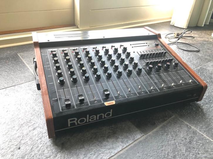 Roland PA-150 Analoog Mengpaneel met Spring Reverb, Muziek en Instrumenten, Mengpanelen, Gebruikt, 5 tot 10 kanalen, Microfooningang