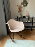 Schommelstoel kuipstoel stoel fauteuil, Huis en Inrichting, Stoelen, Zo goed als nieuw, Vintage retro vitra, Metaal, Eén