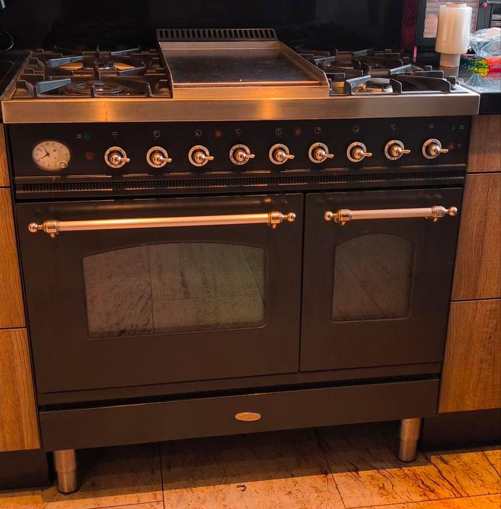 Boretti gasfornuis 2 ovens grill opbergvak frytop wokbrander, Witgoed en Apparatuur, Fornuizen, Gebruikt, Vrijstaand, Gas, 5 kookzones of meer