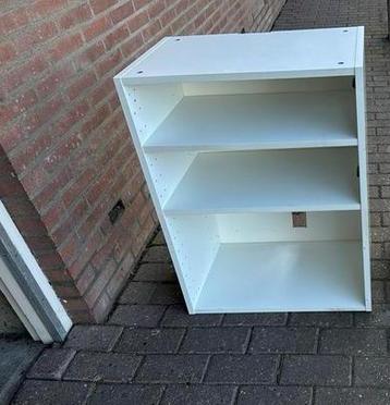 White Ikea kitchen kaast gratis