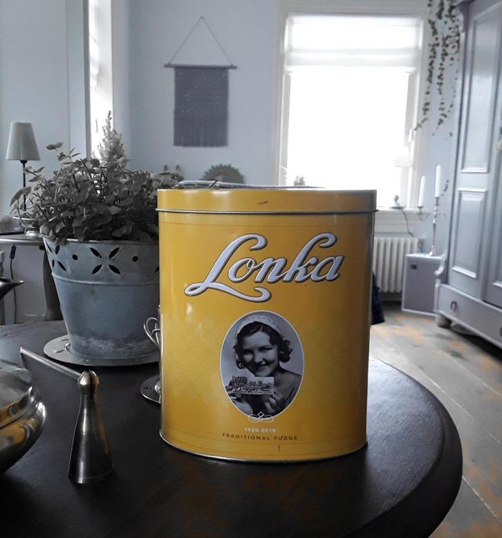 Retro - look blik van lonka (traditional fudge), Antiek en Kunst, Curiosa en Brocante, Ophalen of Verzenden