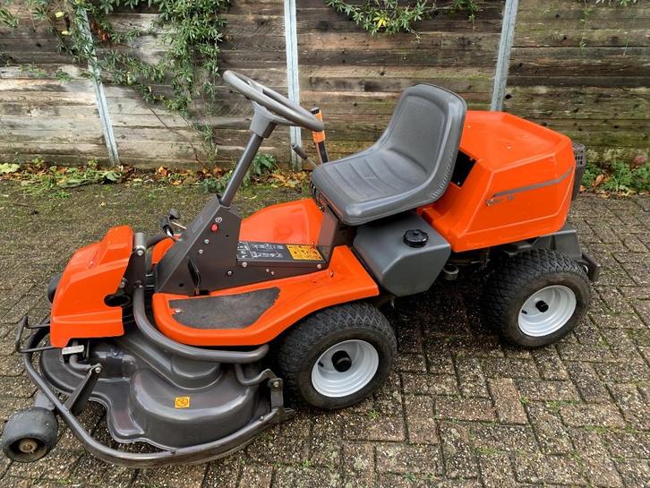 Husqvarna Rider 16 zitmaaier, Tuin en Terras, Zitmaaiers, Gebruikt, 90 tot 120 cm, Elektrische starter, Mulchfunctie, Ophalen