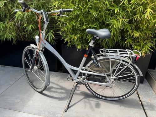Mooie Batavus damesfiets, Fietsen en Brommers, Fietsen | Dames | Damesfietsen, Gebruikt, Batavus, Versnellingen, 56 cm of meer