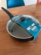 Nieuwe Hema hapjespan met deksel ø28, Huis en Inrichting, Ophalen of Verzenden, Keramische plaat, Koekenpan of Braadpan, Nieuw