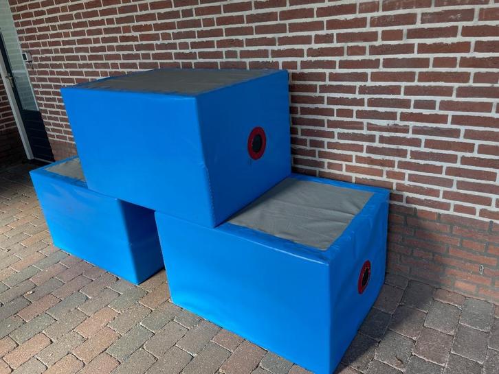 Turnblok, turnblokken, trainingsblokken, hindernisblokken, v, Sport en Fitness, Turnen, Zo goed als nieuw, Ophalen