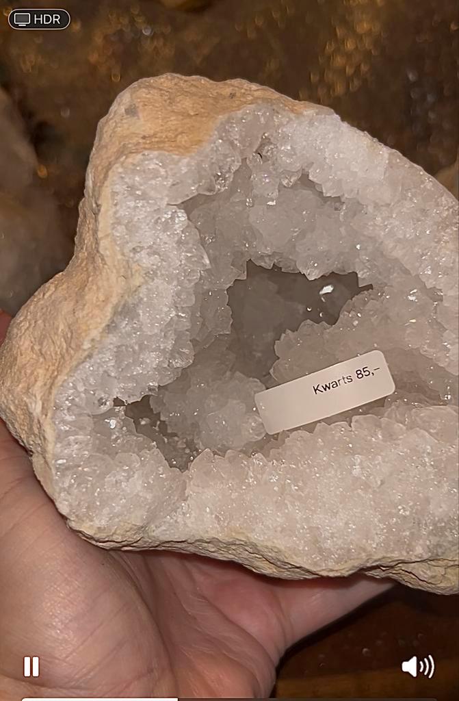 Bergkristal Geode - Sprankelend Prachtstuk!, Verzamelen, Mineralen en Fossielen, Mineraal, Ophalen