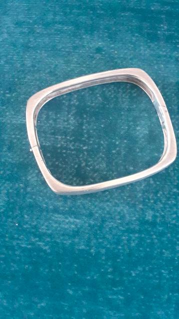 Massief zilveren Armband, merk ESPRIT vierkant model. beschikbaar voor biedingen